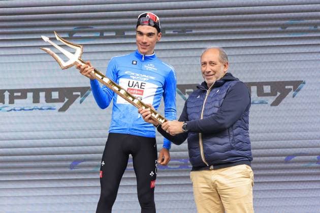 CICLISMO - Tirreno Adriatico - Stage 7 - Porto Potenza Picena San Benedetto del Tronto Tirreno Adriatico 2025 - 60th Edition - 7th stage - Porto Potenza Picena - San Benedetto del Tronto 147 km - 16 03 2025 - AYUSO Juan and ALLOCCHIO Stefano during the award ceremony during Stage 7 - Porto Potenza Picena San Benedetto del Tronto, Cycling Tirreno Adriatico race in San Benedetto del Tronto, Italy, March 16 2025 San Benedetto del Tronto Italy  Copyright: xIPAxSport ABACAx