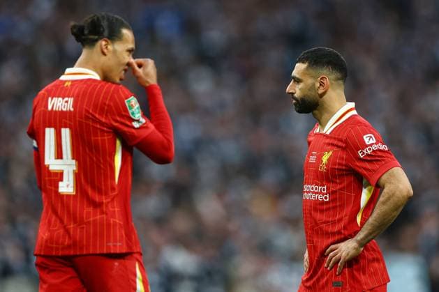 Sport Themen der Woche KW11 Sport Bilder des Tages Virgil van Dijk (L) and Mohamed Salah of Liverpool (R) shows a look of dejection Liverpool v Newcastle United, EFL Carabao Cup, Final, Football, Wembley Stadium, London, UK - 16 Mar 2025 EDITORIAL USE ONLY No use with unauthorised audio, video, data, fixture lists, club league logos or live services. Online in-match use limited to 120 images, no video emulation. No use in betting, games or single club league player publications.  Copyright: xKieranxMcManus Shutterstockx 15200281ib