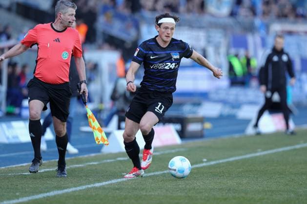 16.03.2025, xtgx, Fussball 2. Bundesliga, Eintracht Braunschweig - Hertha BSC Berlin emspor, v.l. Fabian Reese (Hertha, 11) Freisteller, Einzelbild, Ganzkoerper, single frame (DFL DFB REGULATIONS PROHIBIT ANY USE OF PHOTOGRAPHS as IMAGE SEQUENCES and or QUASI-VIDEO) Braunschweig