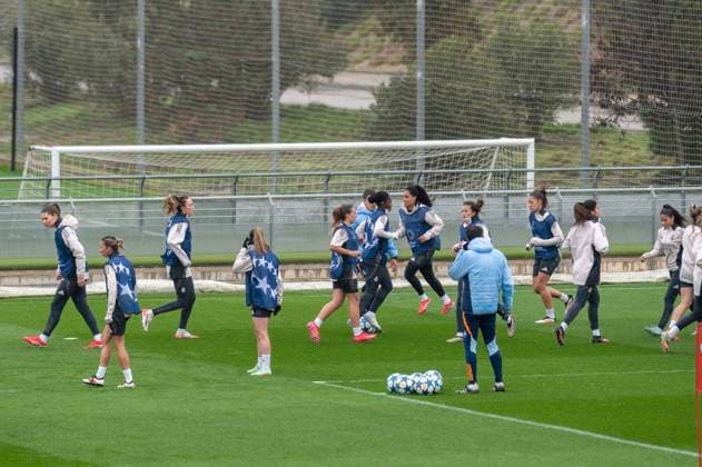 March 17, 2025, Valdebebas, Madrid, Spain: REAL MADRID players training before the Womans Champions League match at the Ciudad Deportiva de Valdebebas on march 17, 2025 in Madrid, Spain. Valdebebas Spain - ZUMAc312 20250317_zsp_c312_034 Copyright: xOscarxManuelxSanchezx