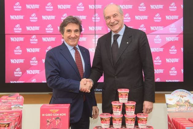 Urbano Cairo e Flavio Repetto rinnovano la partnership tra Novi e Giro d& x2019;Italia, presso gli stabilimenti Novi - Novi Ligure, Luned& xec; 17 Marzo 2025 (Foto Claudio Furlan Lapresse) Urbano Cairo and Flavio Repetto renew the partnership between Novi and Giro d Italia, at the Novi - Novi Ligure facilities, Monday, March 17, 2025 (Photo Claudio Furlan Lapresse)  Copyright: xClaudioxFurlan LaPressex