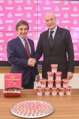 Urbano Cairo e Flavio Repetto rinnovano la partnership tra Novi e Giro d& x2019;Italia, presso gli stabilimenti Novi - Novi Ligure, Luned& xec; 17 Marzo 2025 (Foto Claudio Furlan Lapresse) Urbano Cairo and Flavio Repetto renew the partnership between Novi and Giro d Italia, at the Novi - Novi Ligure facilities, Monday, March 17, 2025 (Photo Claudio Furlan Lapresse)  Copyright: xClaudioxFurlan LaPressex