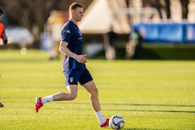 Italy Training Session & press conference, PK, Pressekonferenz Italy player Pietro Comuzzo participates in the training session at BPER Training Centre in Appiano Gentile on March 17, 2025, in Como, Italy. Appiano Gentile Italy  Copyright: xGiacomoxCosuax originalFilename:cosua-notitle250317_npHt6.jpg