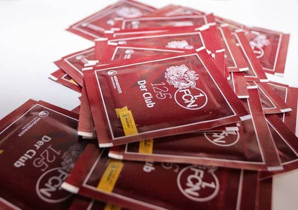 18.03.2025 - Fussball - 1. FC Nürnberg FCN ( Club ) - Kick-Off-Veranstaltung zum Jubiläum 125 Jahre 1. FC Nürnberg - Sportfoto Zink DaMa - xdaxmax - Symbolbild Symbolfoto Feature Impression - FCN-Panini Panini Panini-Album Ball Panini-Bilder Aufkleber