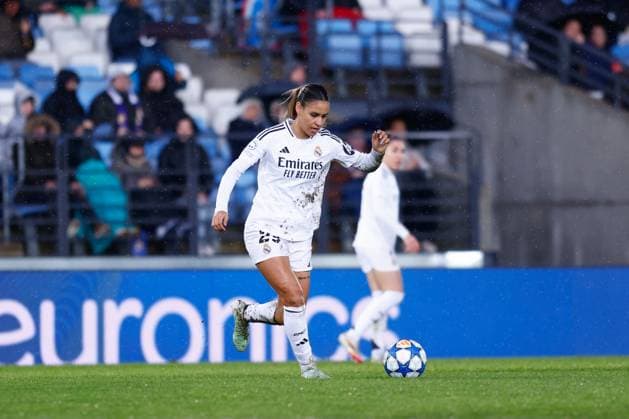 March 18, 2025, Valdebebas, Madrid, SPAIN: Maelle Lakrar of Real Madrid in action during the UEFA WomenÃ¢â‚¬â ¢s Champions League Quarter Final first leg, football match played between Real Madrid CF and Arsenal FC at Alfredo Di Stefano stadium on March 18, 2025, in Valdebebas, Madrid, Spain. Valdebebas SPAIN - ZUMAa181 20250318_zaa_a181_040 Copyright: xDennisxAgyemanx