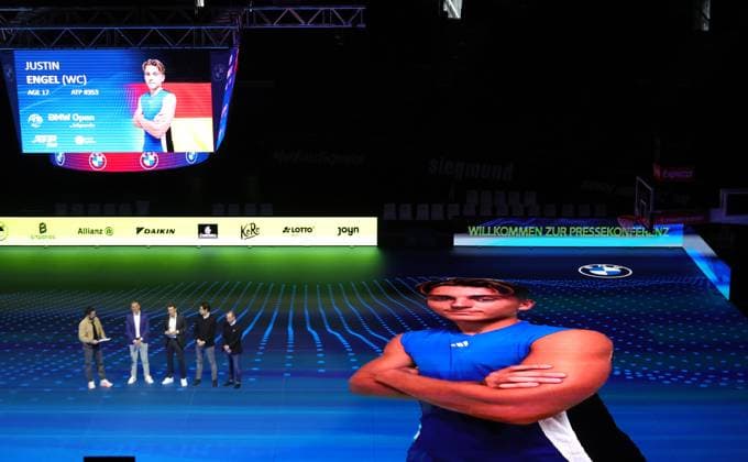 18.03.2025, ATP, Tennis Herren BMW Open Praesentation, Tennis, im Bild: Christian Ach, Patrick Kuehnen, Fabian Tross und Christian Okon, Präsentieren die Spielerfeld, hier Justin Engel (GER)