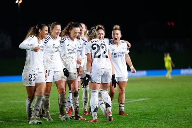 March 18, 2025, Valdebebas, Madrid, SPAIN: Athenea del Castillo of Real Madrid celebrates a goal with teammates during the UEFA WomenÃ¢â‚¬â ¢s Champions League Quarter Final first leg, football match played between Real Madrid CF and Arsenal FC at Alfredo Di Stefano stadium on March 18, 2025, in Valdebebas, Madrid, Spain. Valdebebas SPAIN - ZUMAa181 20250318_zaa_a181_111 Copyright: xDennisxAgyemanx