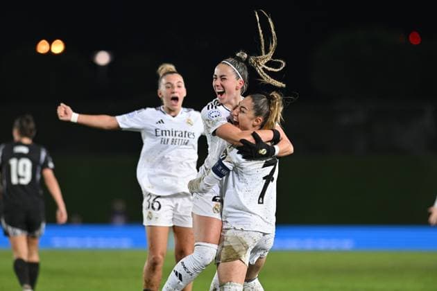March 18, 2025, Valdebebas, Madrid, Spain: 22 ATHENEA DEL CASTILLO celebrating her goal with 7 OLGA CARMONA during the UEFA Women s Champions League match between Real Madrid and Arsenal Women Football Club at Alfredo Di Stefano stadium in Madrid, Spain, on march 18. Valdebebas Spain - ZUMAc312 20250318_zsp_c312_006 Copyright: xOscarxManuelxSanchezx