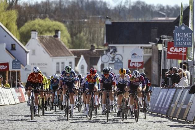 The pack of riders pictured in action during the Nokere Koerse one day cycling race for women elite, 188.1 km from Deinze to Nokere, on Wednesday 19 March 2025. DAVIDxPINTENS  x115268209x