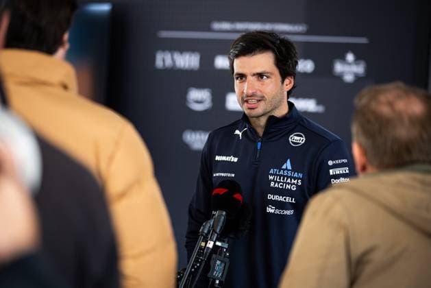 F1 - CHINESE GRAND PRIX 2025 SAINZ Carlos (spa), Williams Racing FW47, portrait during the Formula 1 Heineken Chinese Grand Prix 2025, 2nd round of the 2025 FIA Formula One World Championship, WM, Weltmeisterschaft from March 21 to 23, 2025 on the Shanghai International Circuit, in Shanghai, China - ShanghaiChina  Copyright: xJavierxJimenezx