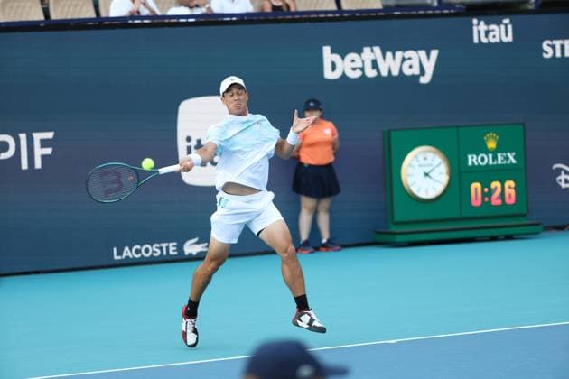 March 19, 2025, Miami Gardens, Florida, United States Of America: MIAMI GARDENS, FLORIDA - MARCH 19: Nick Kyrgios of Australia defeats Mackenzie McDonald of the United States in the first round of the men s singles in the Miami Open at the Hard Rock Stadium on March 19, 2025 in Miami Gardens, Florida. ...People: Mackenzie McDonald Miami Open 2025 - Day 2 - Gael Monfils made history on Wednesday at the Miami Open presented by Itau, where he became the second-oldest man to win a match at the ATP, Tennis Herren Masters 1000 event after Jimmy Connors.  - ZUMAs214 20250319_ada_s214_217 Copyright: xSMGx