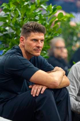 17.03.2025, Fussball, das FC Bayern München Legenden-Turnier FRANZ BECKENBAUER CUP, im SAP-Garden München. Mario Gomez (Red Bull Salzburg) *** 17 03 2025, Football, the FC Bayern Munich Legends Tournament FRANZ BECKENBAUER CUP, at the SAP Garden Munich Mario Gomez Red Bull Salzburg