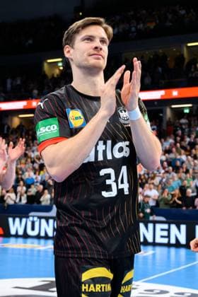 Handball: EM-Qualifikation, Deutschland - Österreich, 2. Qualifikationsrunde, Gruppe 7, 4. Spieltag Rune Dahmke (Deutschland) Hannover ZAG Arena Deutschland