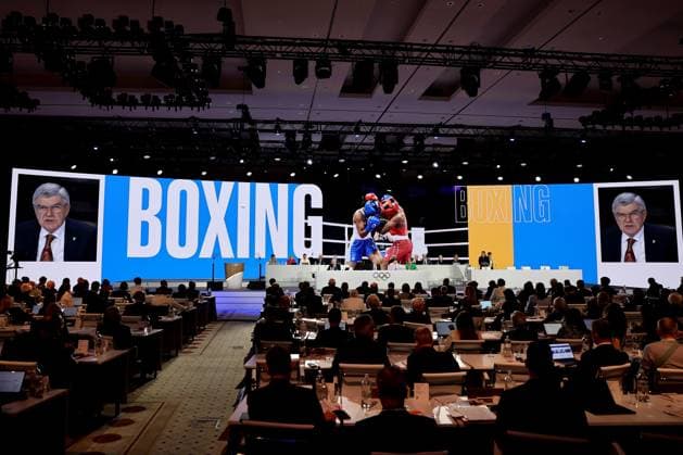 Sport Themen der Woche KW12 Sport Bilder des Tages (250320) -- COSTA NAVARINO, March 20, 2025 -- International Olympics Committee (IOC) president Thomas Bach delivers a speech for inclusion of Boxing in the 2028 Los Angeles Olympics during the second day of the 144th International Olympic Committee (IOC) session in Costa Navarino, Greece, March 20, 2025. ) (SP)GREECE-COSTA NAVARINO-144TH IOC SESSION CaoxCan 