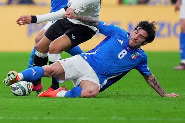 Italy s Sandro Tonali during the Uefa Nations League soccer match between Italy and Germany at the San Siro Stadium in Milan, north Italy - Thursday , Mach 20 , 2025 . - Soccer .  Copyright: xSpada LaPressex