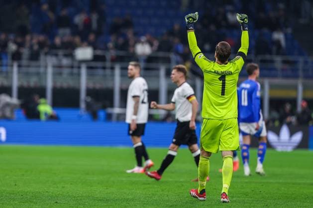 Sport Bilder des Tages Italy vs Germany - UEFA Nations League 2024 25 Quarter-Finals - 20 03 2025 Oliver Baumann of Germany celebrates the victory at the end of the match during UEFA Nations League 2024 25 Quarter-Finals football match between Italy and Germany at San Siro Stadium Copyright: xBEAUTIFULxSPORTS Carabellix