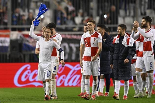 Split, 200325. Poljud Stadium. First football match of the quarter-finals of the League of Nations, Croatia - France. In the photo: Luka Modric, Josip Stanisic. Photo: Tom Dubravec CROPIX Split Hrvatska Copyright: xxTomxDubravecx td-hrvatska_francuska_slavlje5-200325