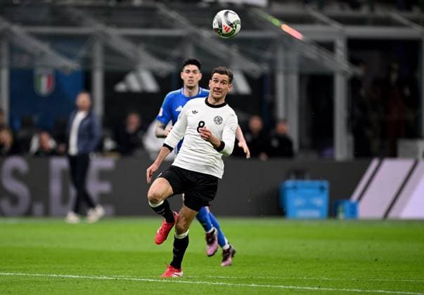 FUSSBALL UEFA Nations League 2024 2025 Viertelfinal Hinspiel in Mailand Italien - Deutschland 20.03.2025 Leon Goretzka (Deutschland)