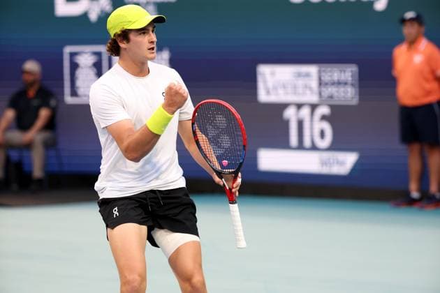 March 20, 2025, Miami Gardens, Florida, United States Of America: MIAMI GARDENS, FLORIDA - MARCH 20: Joao Fonseca of Brazil defeats Learner Tien of the United States during their match on Day 3 at Hard Rock Stadium on March 20, 2025 in Miami Gardens, Florida. ...People: Joao Fonseca Miami Open 2025 - Day 3  - ZUMAs214 20250320_ada_s214_170 Copyright: xSMGx