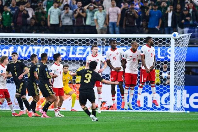 Fußball, CONCACAF Nations League, Mexiko - Kanada RECORD DATE NOT STATED IV CONCACAF NATIONS LEAGUE 2024-2025 Canada vs Mexico Raul Jimenez scores his goal 0-2 of Mexico during the Semifinal match between Canada and Mexican national team, Nationalteam (Mexico) as part Final Four of the Concacaf Nations League 2024-2025 at SoFi Stadium on March 20, 2025 in Inglewood, Los Angeles, California, United States. INGLEWOOD LOS ANGELES CALIFORNIA UNITED STATES  Copyright: xJorgexMartinezx 20250320220726_CNL_2025_SF_CAN_MEX_JIMENEZ193