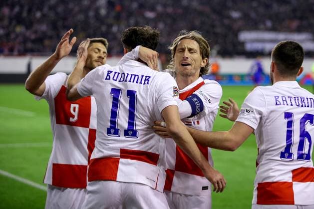 (250321) -- SPLIT, March 21, 2025 -- Ante Budimir (2nd L) of Croatia celebrates his goal with Luka Modric (2nd R) during the UEFA Nations League quarterfinal 1st leg football match between Croatia and France in Split, Croatia, on March 20, 2025. (Photo by Zvonimir Barisin PIXSELL via Xinhua) (SP)CROATIA-SPLIT-FOOTBALL-UEFA NATIONS LEAGUE-CRO VS FRA LixXuejun 