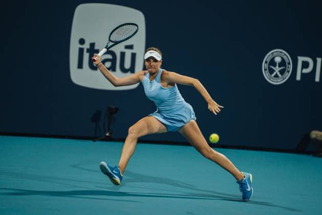 TENNIS : Open Miami 2025 - 21 03 2025 March 21, 2025 Linda Fruhvirtova from Czech Republic during his second round match against Beatriz Haddad Maia at the Miami Open.  Copyright: xJulienxNouetx