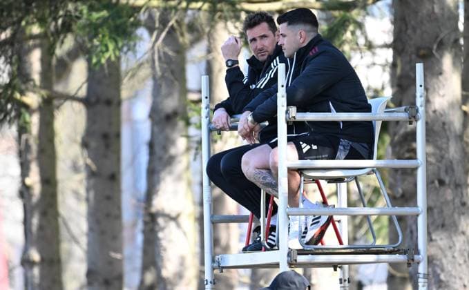 Sport Bilder des Tages 21.03.2025 - Fussball - Saison 2024 2025 - internes Testspiel Freundschaftsspiel Vorbereitungsspiel - 1. FC Nürnberg FCN ( Club ) - - xwoxzix - Miroslav Miro Klose ( Trainer 1. FC Nürnberg FCN ) Jens Bauer ( Co-Trainer 1. FC Nürnberg FCN )