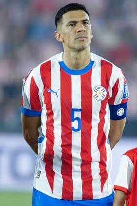 ASUNCION, PARAGUAY - Fabian Balbuena of Paraguay looks on, head and shoulders, headshot. during the FIFA World Cup, WM, Weltmeisterschaft, Fussball 2026 Qualifier match between Paraguay and Chile national football team at Estadio Defensores del Chaco on March 18, 2025 in Asuncion, Paraguay. National football team - Paraguay v Chile - FIFA World Cup 2026 Qualifier match Copyright: xx