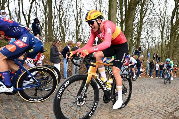 Bredene Koksijde Classic 2025 cycling race KOKSIJDE, BELGIUM - MARCH 21 : Renard Alexis (FRA) of Cofidis during the Men Elite UCI 1.Pro 23rd Bredene Koksijde Classic cycling race with start in Bredene and finish in Koksijde (201 km) on March 21, 2025 in Koksijde, Belgium, 21 03 2025 ( Motordriver Stephan Boone & Koksijde Belgium  Copyright: xTomasxSiskx