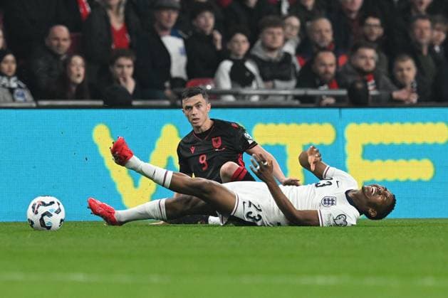 England v Albania 2026 FIFA World Cup, WM, Weltmeisterschaft, Fussball Qualifier 21 03 2025. Myles Lewis-Skelly (23) of England is fouled by Jasir Asani of Albania during the 2026 FIFA World Cup Qualifier match between England and Albania at Wembley Stadium, London, England on 21 March 2025. London Wembley Stadium Greater London England Editorial use only , Copyright: xGrahamxHuntx PSI-21662-0060