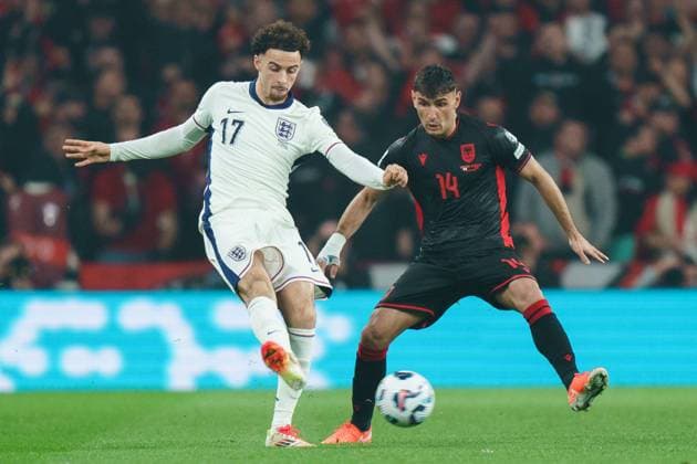 England v Albania Curtis Jones of England under pressure from Qazim Laci of Albania during the England v Albania World Cup Group K qualifier at Wembley Stadium, London, England, United Kingdom on 21 March 2025 Credit: Dylan Hepworth Every Second Media Editorial use only. All images are copyright Every Second Media Limited. No images may be reproduced without prior permission. Copyright: xIMAGO EveryxSecondxMediax ESM-1390-0021 DylanxHepworthx xEveryxSecondxMediax