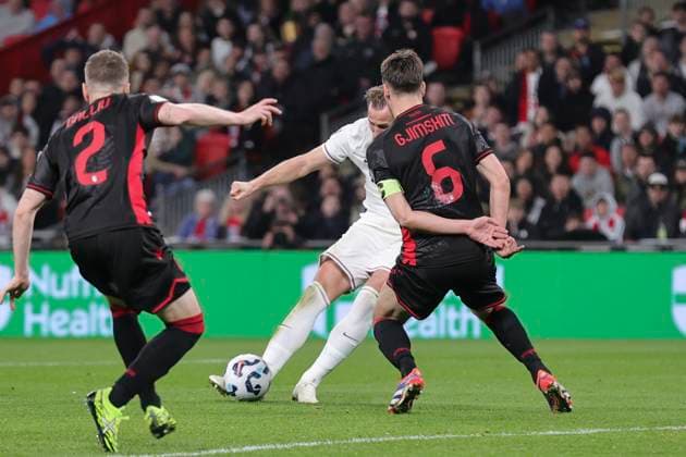 England v Albania 2026 FIFA World Cup, WM, Weltmeisterschaft, Fussball Qualifiers Harry Kane of England scores his sides 2nd goal during the 2026 FIFA World Cup Qualifiers Group K match at Wembley Stadium, London UK Newspapers OUT Copyright: xPaulxChestertonx FIL-21611-0012