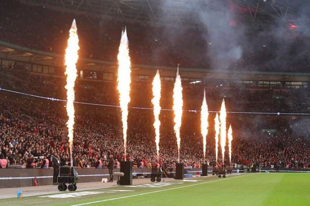 England v Albania 2026 FIFA World Cup, WM, Weltmeisterschaft, Fussball Qualifiers Pyrotechnics before the 2026 FIFA World Cup Qualifiers Group K match at Wembley Stadium, London UK Newspapers OUT Copyright: xPaulxChestertonx FIL-21611-0065