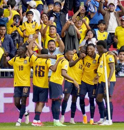FBL ELIMINATORIAS 2025 ECUADOR VS VENEZUELA Quito, viernes 21 de marzo del 2025 Cotejo entre Ecuador vs Venezuela por eliminatorias al mundial de EEUU 2026, en el Estadio Rodrigo Paz Delgado. API DANIEL MOLINEROS Quito Pichincha Ecuador *** FBL ELIMINATORIES 2025 ECUADOR VS VENEZUELA Quito, Friday, March 21, 2025 Match between Ecuador vs Venezuela for the USA 2026 World Cup qualifiers, at the Rodrigo Paz Delgado Stadium API DANIEL MOLINEROS Quito Pichincha Ecuador Copyright: xDanielxMolinerosx
