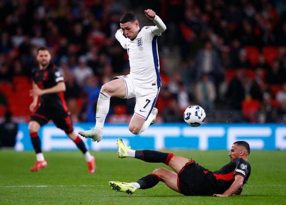 England v Albania 2026 FIFA World Cup, WM, Weltmeisterschaft, Fussball Qualifiers Naser Aliji of Albania and Phil Foden of England in action during the 2026 FIFA World Cup Qualifiers Group K match at Wembley Stadium, London UK Newspapers OUT Copyright: xPaulxChestertonx FIL-21611-0118