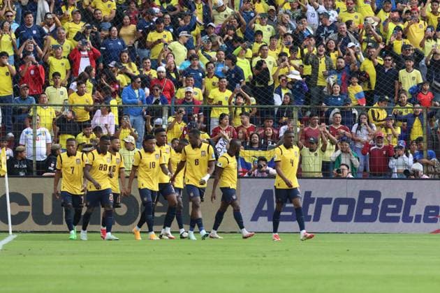 FBL ELIMINATORIAS 2025 ECUADOR VS VENEZUELA Quito, viernes 21 de marzo del 2025 Cotejo entre Ecuador vs. Venezuela por eliminatorias al mundial de EEUU 2026, en el Estadio Rodrigo Paz Delgado Fotos: API Rolando Enriquez Quito Pichincha Ecuador *** FBL ELIMINATORIES 2025 ECUADOR VS VENEZUELA Quito, Friday, March 21, 2025 Match between Ecuador vs Venezuela for the USA 2026 World Cup qualifiers, at the Rodrigo Paz Delgado Stadium Photos API Rolando Enriquez Quito Pichincha Ecuador Copyright: xROLANDOxENRIQUEZx