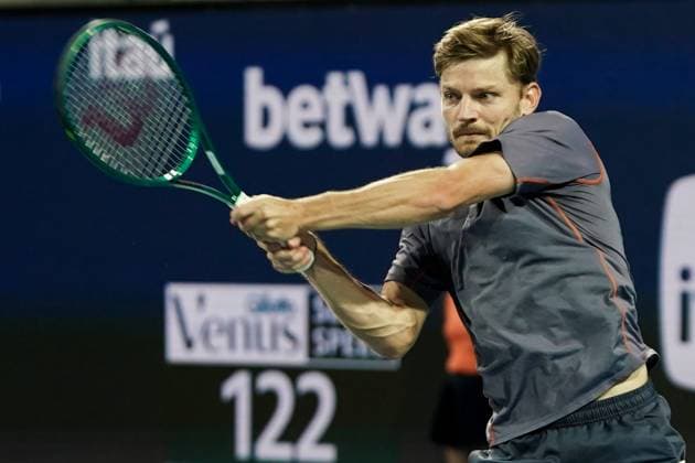 March 21, 2025, Miami, Florida, USA: David Goffin (BEL) returns a shot to Carlos Alcaraz (not pictured) during the mens singles second round at the 2025 Miami Open presented by Itau at Hard Rock Stadium. Miami USA - ZUMAw109 20250321_fap_w109_018 Copyright: xDebbyxWongx