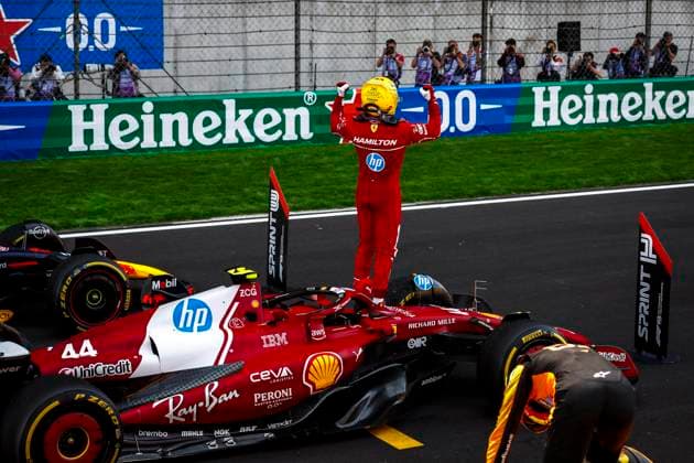 F1 - CHINESE GRAND PRIX 2025 44 HAMILTON Lewis (gbr), Scuderia Ferrari SF-25, action during the Formula 1 Heineken Chinese Grand Prix 2025, 2nd round of the 2025 FIA Formula One World Championship, WM, Weltmeisterschaft from March 21 to 23, 2025 on the Shanghai International Circuit, in Shanghai, China - ShanghaiChina  Copyright: xJavierxJimenezx