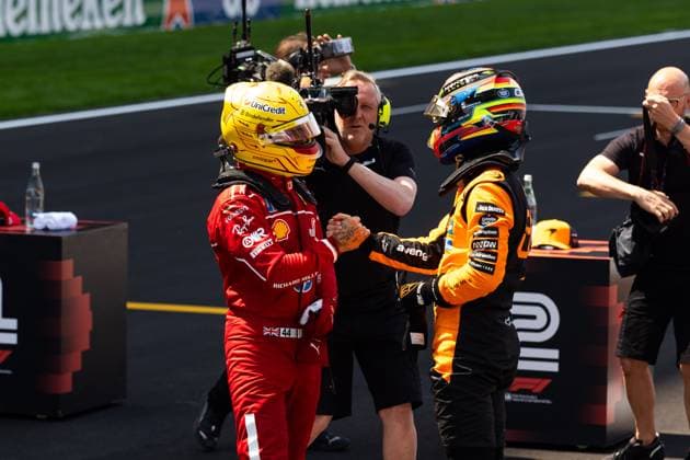 F1 - CHINESE GRAND PRIX 2025 HAMILTON Lewis (gbr), Scuderia Ferrari SF-25, portrait, PIASTRI Oscar (aus), McLaren F1 Team MCL39, portrait during the Formula 1 Heineken Chinese Grand Prix 2025, 2nd round of the 2025 FIA Formula One World Championship, WM, Weltmeisterschaft from March 21 to 23, 2025 on the Shanghai International Circuit, in Shanghai, China - ShanghaiChina Copyright: xJavierxJimenezx