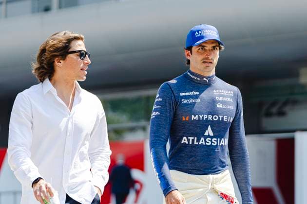Formula 1 Heineken Chinese Grand Prix 2025 Jun Da Tan OVERTAKE MAXPPP - Shanghai 02 07 2023 55 SAINZ Carlos (esp), Williams Racing, portrait during the Formula 1 Heineken Chinese Grand Prix 2025, the 2nd round of the 2025 FIA Formula 1 World Championship, WM, Weltmeisterschaft at the Shanghai International Circuit from March 20 to 23, 2025, in Shanghai, China Shanghai China  Copyright: xOVERTAKE MAXPPPxJunxDaxTanx OVT202503227783 OVT202503227783