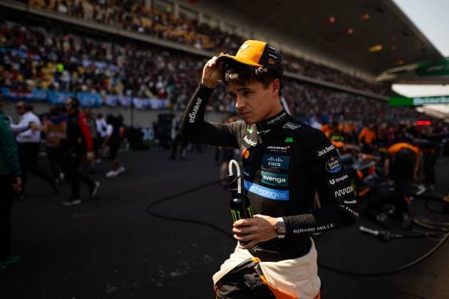 F1 - CHINESE GRAND PRIX 2025 NORRIS Lando (gbr), McLaren F1 Team MCL39, portrait during the Formula 1 Heineken Chinese Grand Prix 2025, 2nd round of the 2025 FIA Formula One World Championship, WM, Weltmeisterschaft from March 21 to 23, 2025 on the Shanghai International Circuit, in Shanghai, China - ShanghaiChina  Copyright: xJavierxJimenezx