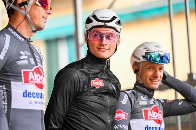 2025 Milan - Sanremo UCI WorldTour cycling race SANREMO, ITALY - MARCH 22 : Van Der Poel Mathieu (NED) of Alpecin - Deceuninck on stage before the start of the race during the UCI WorldTour 116th Milan - Sanremo cycling race with start in Pavia and finish at the Via Roma in Sanremo on March 22, 2025 in Sanremo, Italy, 22 03 2025 ( Motordriver Kenny Verfaillie - Sanremo Italy  Copyright: xNicoxVereeckenx
