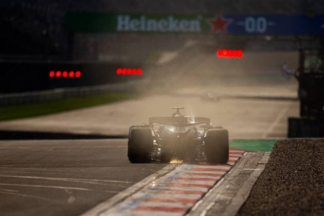 F1 - CHINESE GRAND PRIX 2025 63 RUSSELL George (gbr), Mercedes AMG F1 Team W16, action during the Formula 1 Heineken Chinese Grand Prix 2025, 2nd round of the 2025 FIA Formula One World Championship, WM, Weltmeisterschaft from March 21 to 23, 2025 on the Shanghai International Circuit, in Shanghai, China - ShanghaiChina  Copyright: xJavierxJimenezx