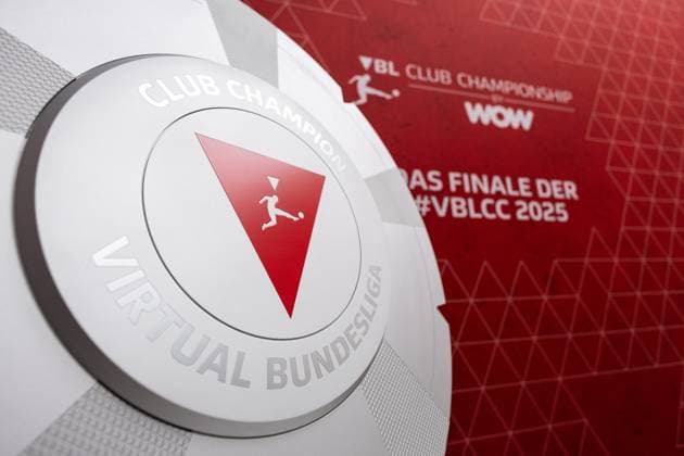 VBL Club Championship by WOW; 22.03.2025 Die Meisterschale der Virtual Bundesliga Club Championship by WOW VBL Club Championship by WOW; 22.03.2025
