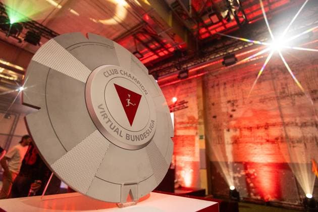 VBL Club Championship by WOW; 22.03.2025 Die Meisterschale der Virtual Bundesliga Club Championship by WOW VBL Club Championship by WOW; 22.03.2025