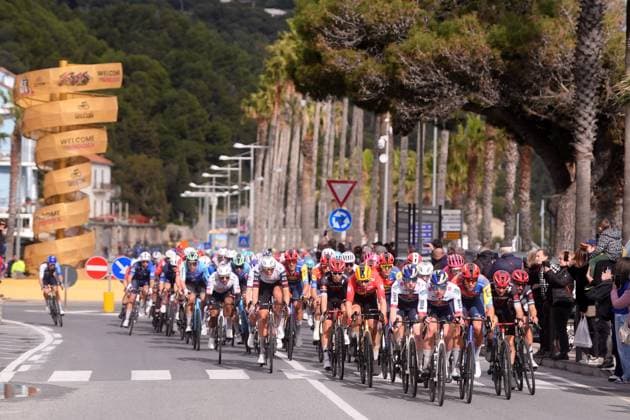 The pack rides cycles during the men s elite race of the Milano-Sanremo one day cycling race (289 km) from Pavia and to Sanremo - North West Italy - March 22, 2025. - cycling .  Copyright: xFabioxFerrari LaPressex