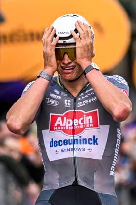 2025 Milan - Sanremo UCI WorldTour cycling race SANREMO, ITALY - MARCH 22 : Van Der Poel Mathieu (NED) of Alpecin - Deceuninck celebrating his victory during the UCI WorldTour 116th Milan - Sanremo cycling race with start in Pavia and finish at the Via Roma in Sanremo on March 22, 2025 in Sanremo, Italy, 22 03 2025 ( Motordriver Kenny Verfaillie - Sanremo Italy  Copyright: xNicoxVereeckenx
