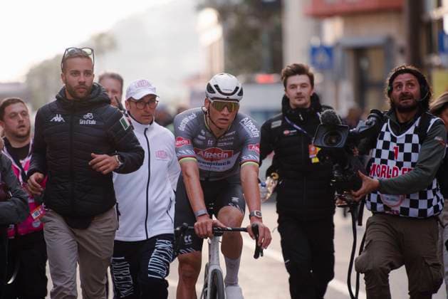 March 22, 2025, Sanremo, Imperia, Italy: Dutch rider Mathieu Van Der Poel wins Milano-Sanremo Sanremo Italy - ZUMAm214 20250322_zip_m214_009 Copyright: xMatteoxSeccix