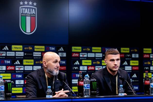 UEFA Nations League: Pressekonferenz Italien; 22.03.2025 Luciano Spalletti (Trainer Italien), Alessandro Buongiorno (Italien, 4) UEFA Nations League: Pressekonferenz Italien vor dem Rückspiel Deutschland - Italien; Dortmund, Signal Iduna Park, 22.03.2025 Copyright: xBEAUTIFULxSPORTS Wunderlx