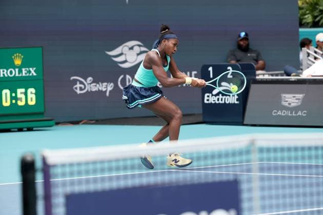 March 22, 2025, Miami Gardens, Florida, United States Of America: MIAMI GARDENS, FLORIDA - MARCH 22: Coco Gauff of the United States defeats Maria Sakkari of Greece during their match on day 5 at Hard Rock Stadium on March 22, 2025 in Miami Gardens, Florida....People: Coco Gauff Miami Open 2025 - Day 5  - ZUMAs214 20250322_ada_s214_021 Copyright: xSMGx